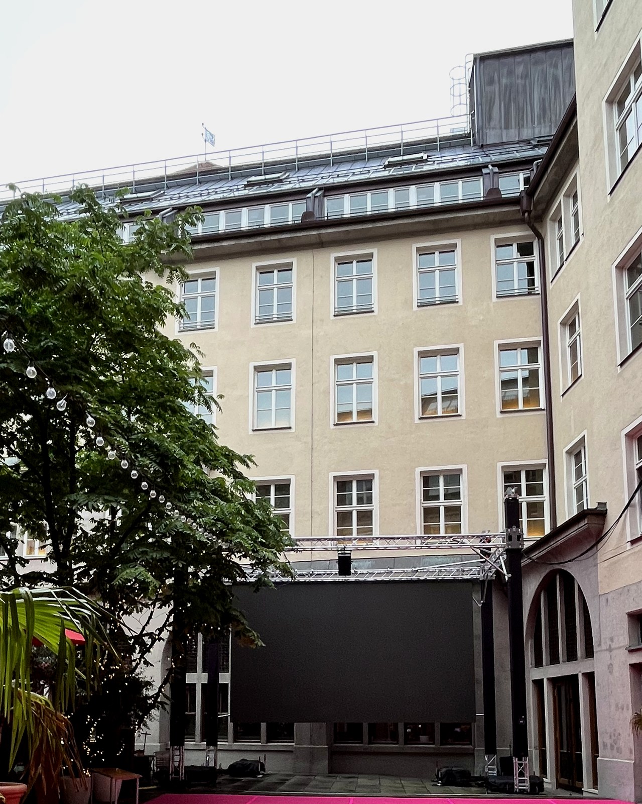 Innenhof der Hofstatt als Open-Air-Kino