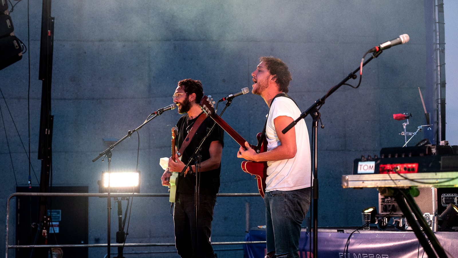 Volles Popup-Sommerkino bei Nacht – M-Net Hofkonzert, August 2021